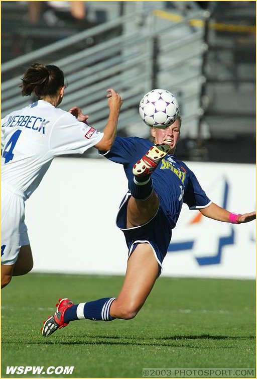 WUSA Soccer - &copy; 2004 Paul Martinez / PHOTOSPORT.com